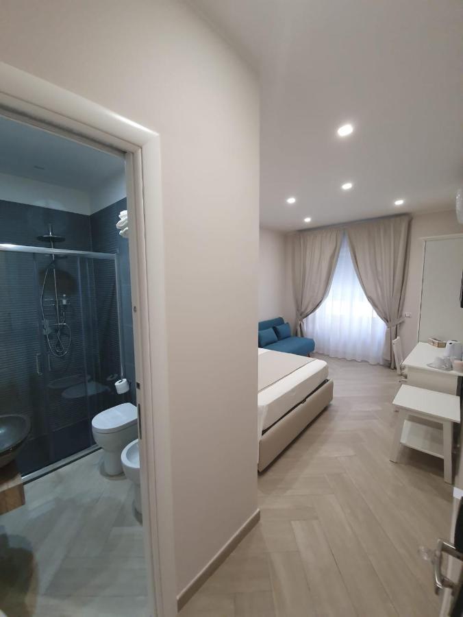 Dimora Costantino Bed & Breakfast Naples Luaran gambar