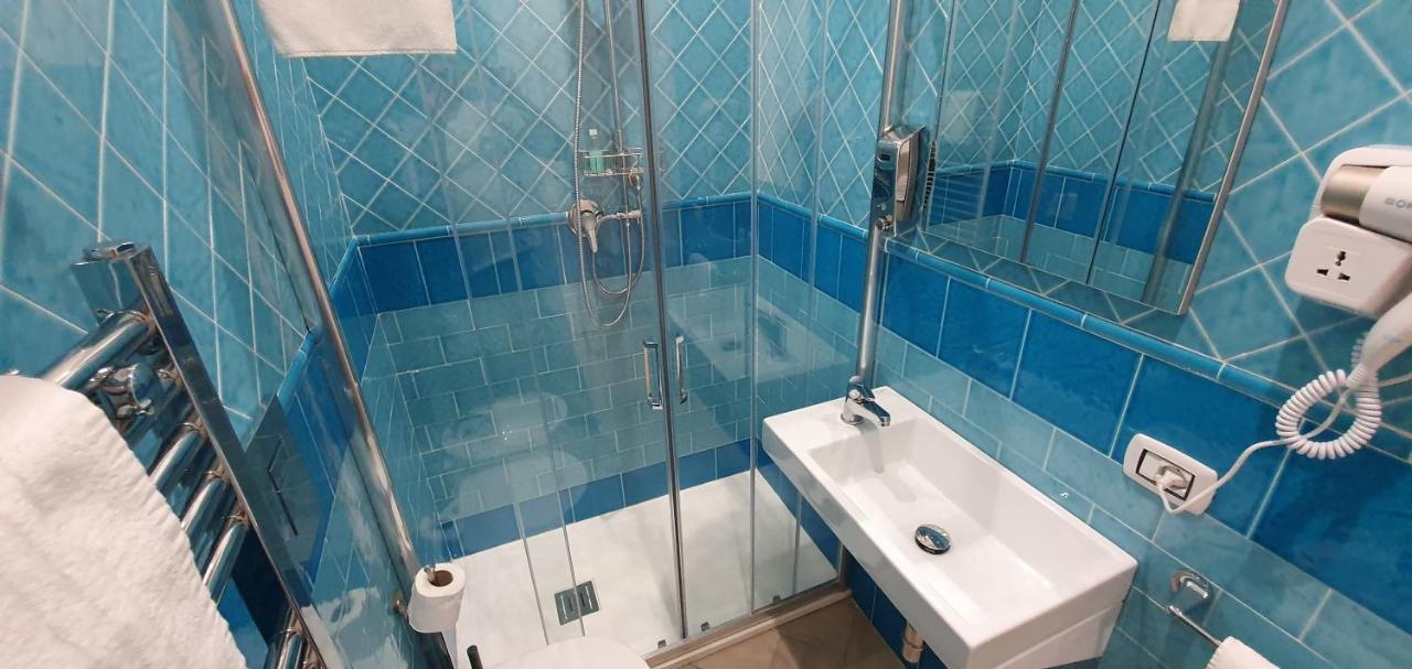Dimora Costantino Bed & Breakfast Naples Luaran gambar