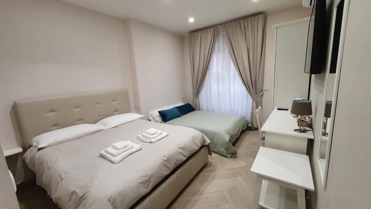 Dimora Costantino Bed & Breakfast Naples Luaran gambar