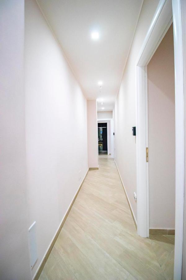 Dimora Costantino Bed & Breakfast Naples Luaran gambar